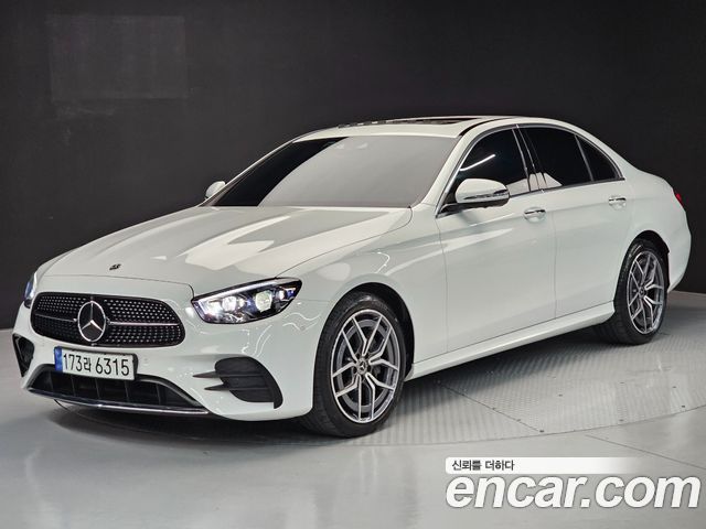 Mercedes-Benz E-Class W213 E220d 4MATIC Exclusive - фото 0