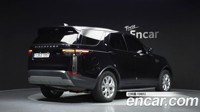 Land Rover Discovery 2.0 SD4 SE - фото 1