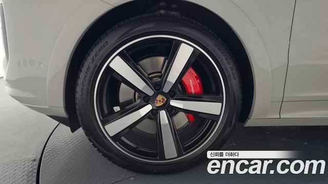 Porsche Cayenne PO536 3.0 S E-Hybrid Coupe - фото 3