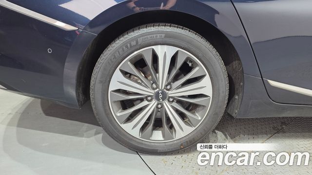 Kia K8 гибрид Signature Special - фото 4
