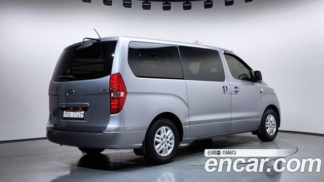 Hyundai Starex Новый Van 5-Seater Smart - фото 1