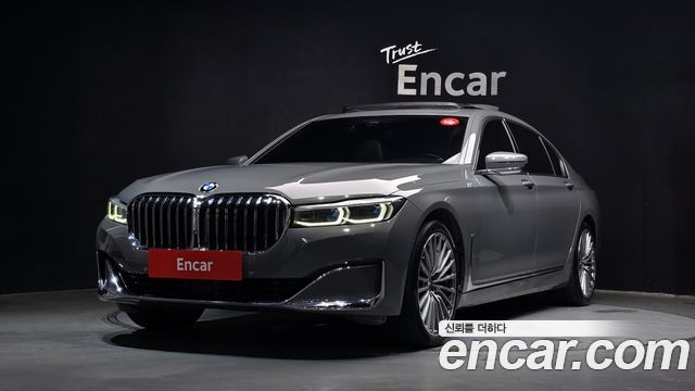 BMW 7-Series G11 740Li xDrive Design Pure Excellence - фото 0
