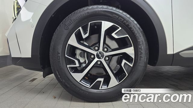 Kia Sportage 5-го поколения, гибрид Signature Gravity 2WD - фото 4