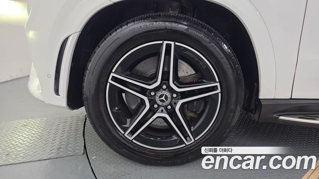Mercedes-Benz GLE-Class W167 GLE400d 4MATIC Coupe - фото 4