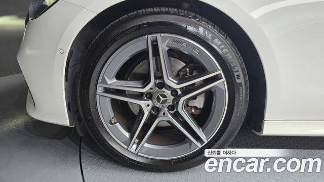 Mercedes-Benz E-Class W214 E200 Avantgarde - фото 4