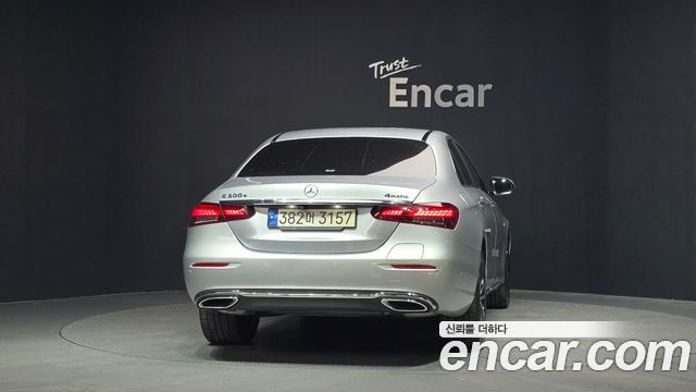 Mercedes-Benz E-Class W213 E300e 4MATIC Exclusive - фото 3