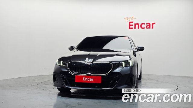 BMW 5-Series G60 530i xDrive M Sport Pro Special Edition - фото 2