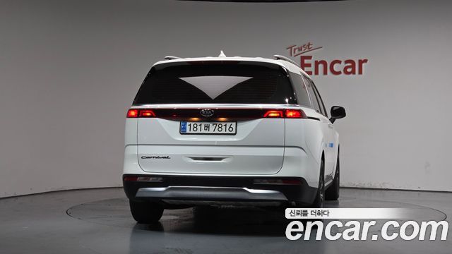 Kia Carnival 4-го поколения 9-Seater Noblesse - фото 2