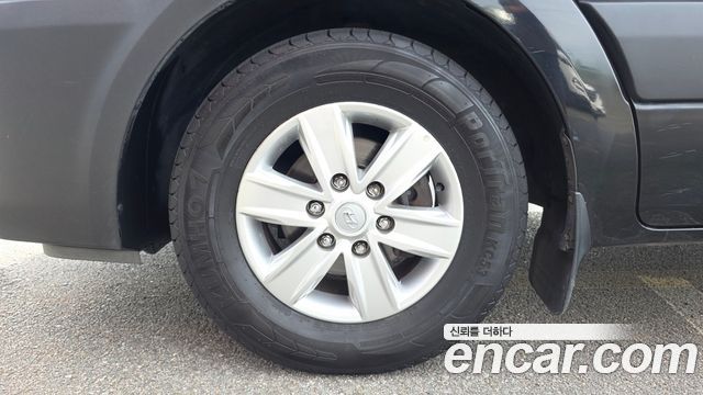 Hyundai Solati 15-seater Luxury - фото 4