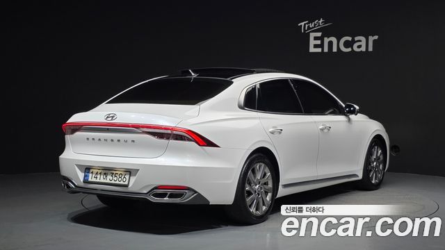 Hyundai Grandeur Новый IG, гибрид Calligraphy - фото 1