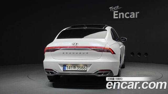 Hyundai Grandeur Новый IG, гибрид Calligraphy - фото 3