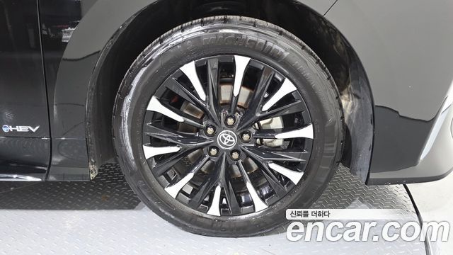 Toyota Alphard 4-го поколения 2.5 HEV Executive AWD - фото 4