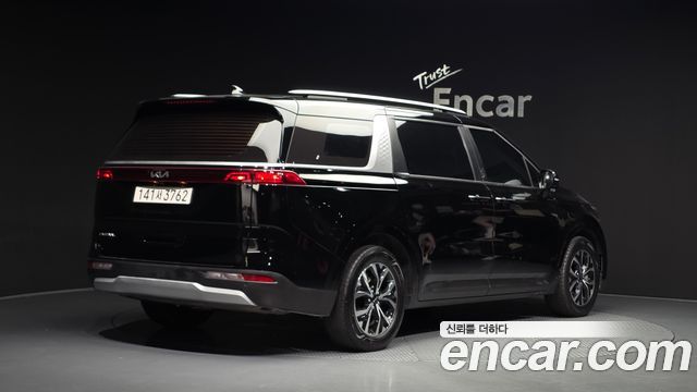 Kia Carnival 4-го поколения 9-Seater Prestige - фото 1