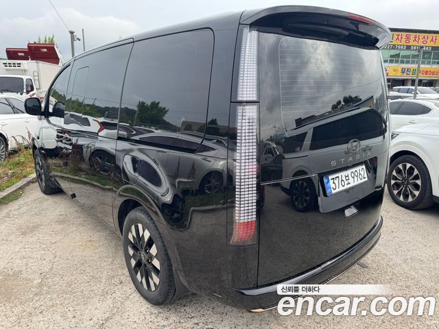 Hyundai Staria Lounge 9-Seater Inspiration - фото 1