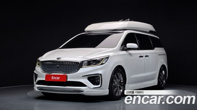 Kia Carnival Новый 9-Seater Hi-Limousine Noblesse Special - фото 0