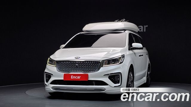 Kia Carnival Новый 9-Seater Hi-Limousine Noblesse Special - фото 2