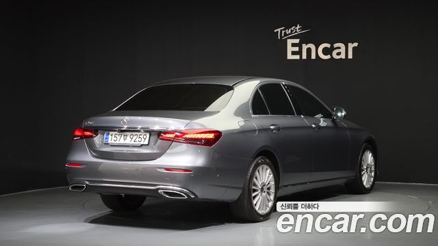 Mercedes-Benz E-Class W213 E250 Exclusive - фото 1