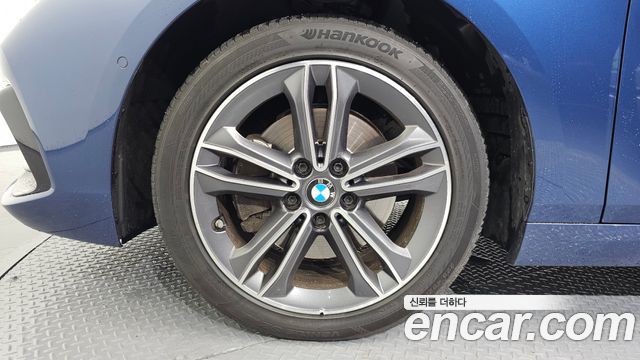 BMW 1-Series F40 118d Sport - фото 4
