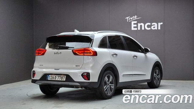 Kia Niro Новый 1.6 HEV Noblesse - фото 1