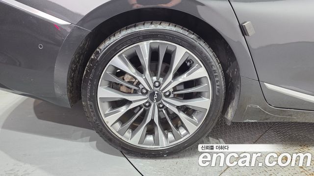 Kia K8 2.5 Gasoline 2WD Signature - фото 4