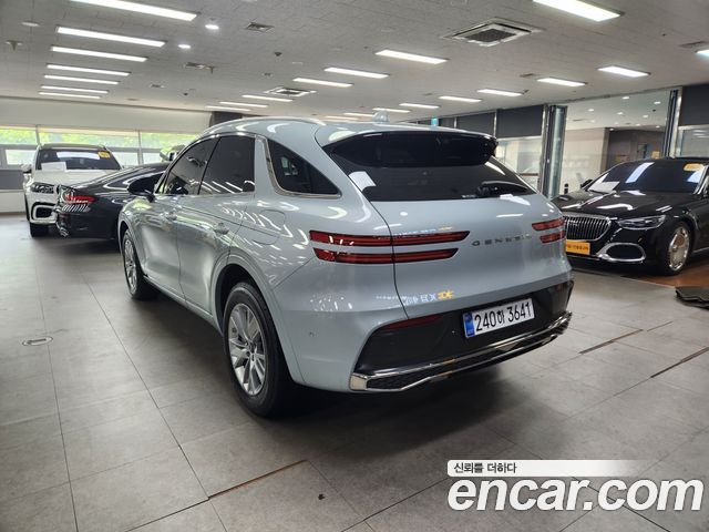 Genesis GV70 2.5T Gasoline 2WD - фото 1