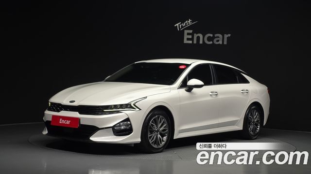 Kia K5 3-го поколения 2.0 LPI(Renter car) Trandy - фото 0