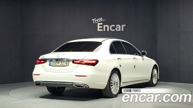 Mercedes-Benz E-Class W213 E250 Exclusive - фото 1