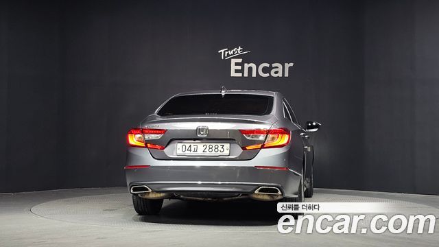Honda Accord 10-го поколения 1.5 Turbo - фото 3