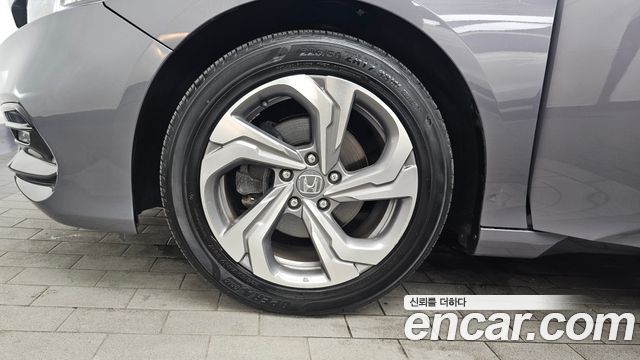 Honda Accord 10-го поколения 1.5 Turbo - фото 4