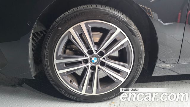 BMW 2-Series F44 220i Advantage - фото 4