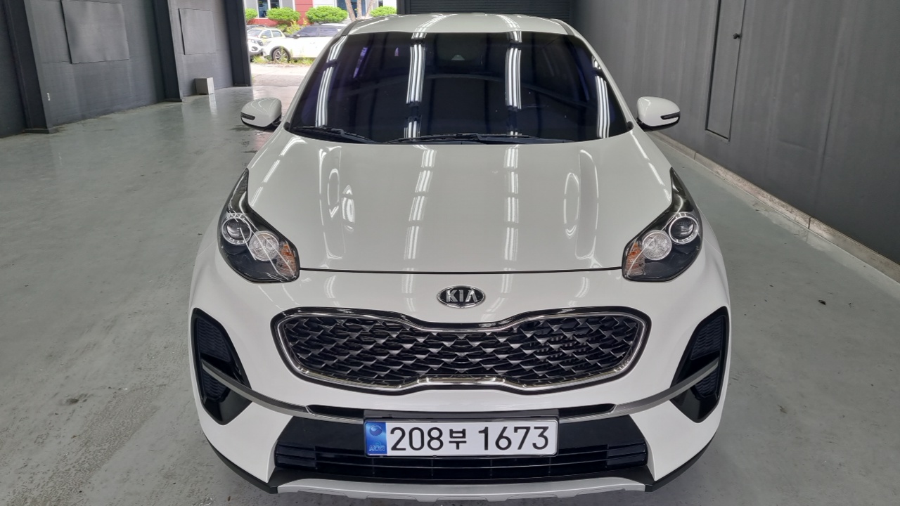 Kia Sportage Diesel 2.0 2WD Luxury - фото 2