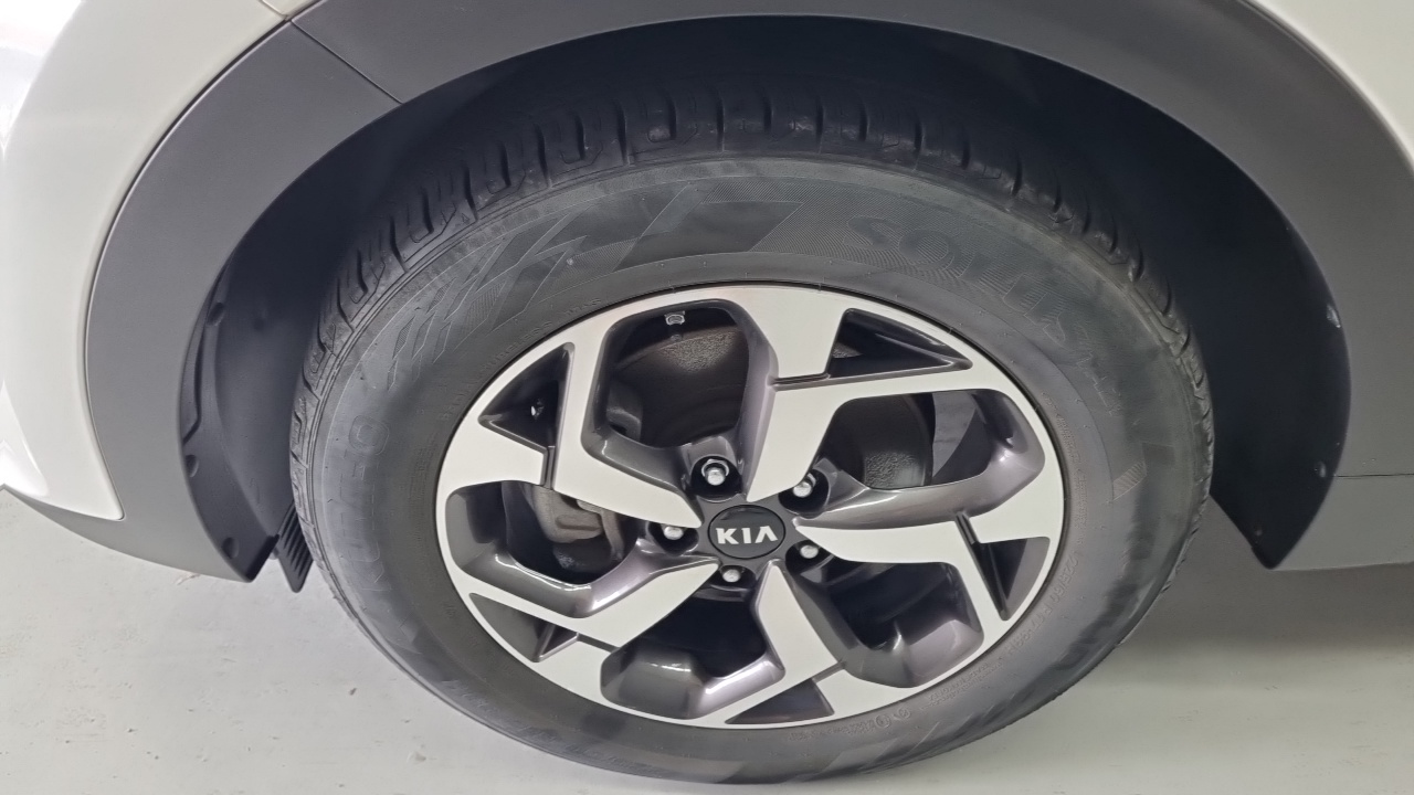 Kia Sportage Diesel 2.0 2WD Luxury - фото 4