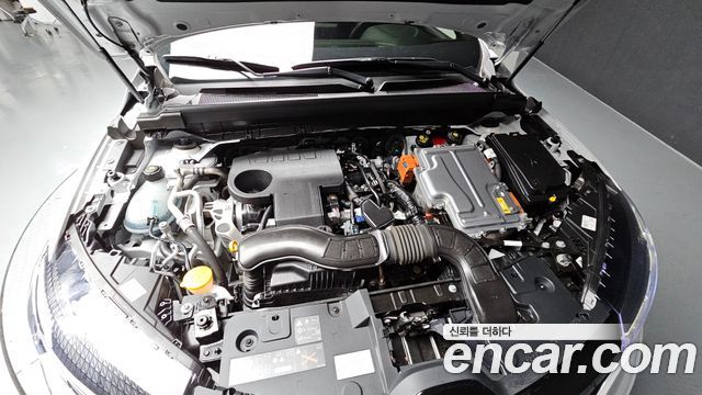 Renault Samsung Arkana 1.6 E-TECH Iconic Design Package - фото 4
