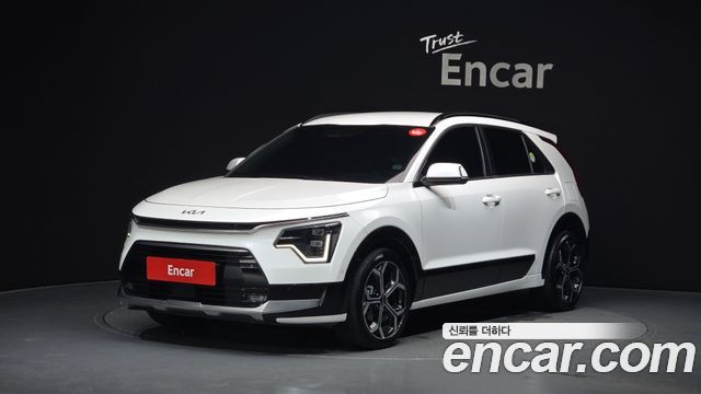 Kia Niro Совершенно новый Signature - фото 0