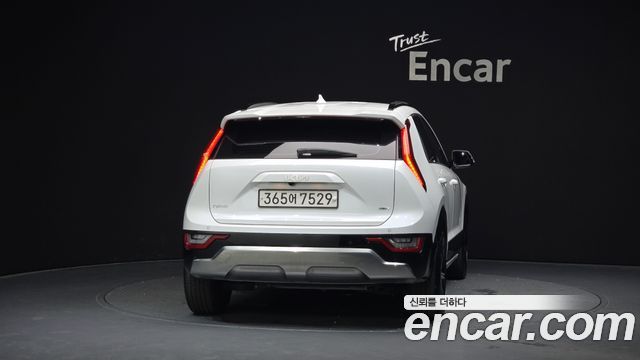 Kia Niro Совершенно новый Signature - фото 3