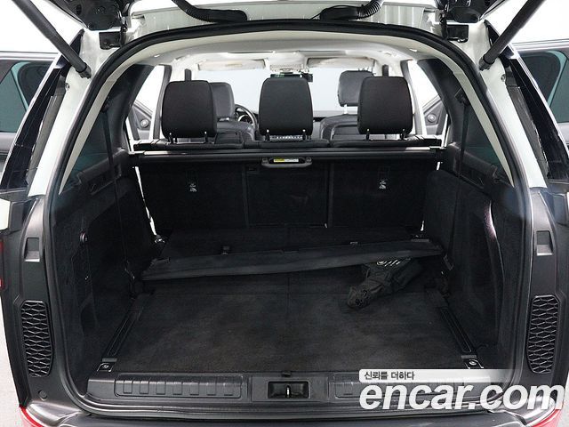 Land Rover Discovery 2.0 SD4 SE - фото 4