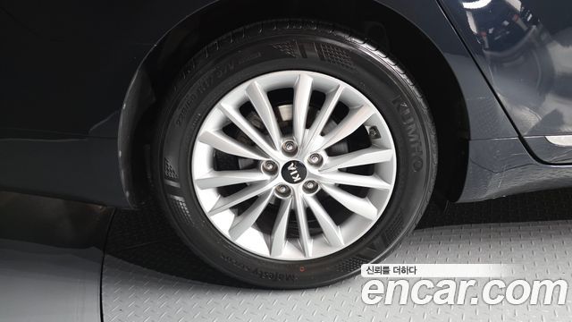 Kia K7 Premier 2.5 GDI Prestige - фото 4