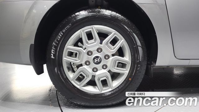 Hyundai Staria HEV 1.6 Tourer 9-Seater Modern - фото 4