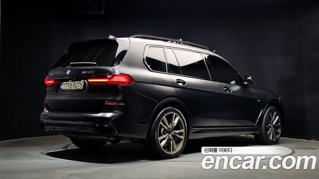 BMW X7 G07 M50i Frozen Black Edition 6STR - фото 1