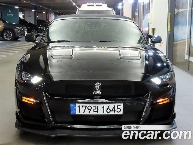 Ford Mustang GT Convertible - фото 2
