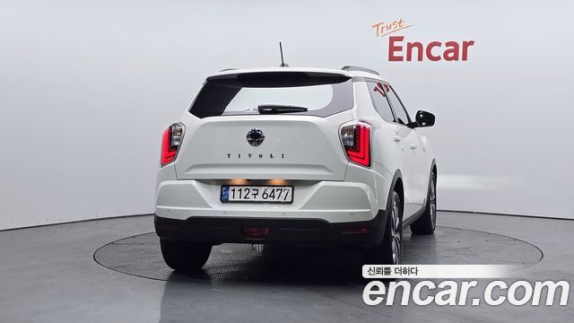 SsangYong Tivoli Gasoline 1.5 2WD Limitied Edition - фото 2