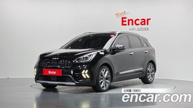Kia Niro Новый 1.6 HEV Signature - фото 0