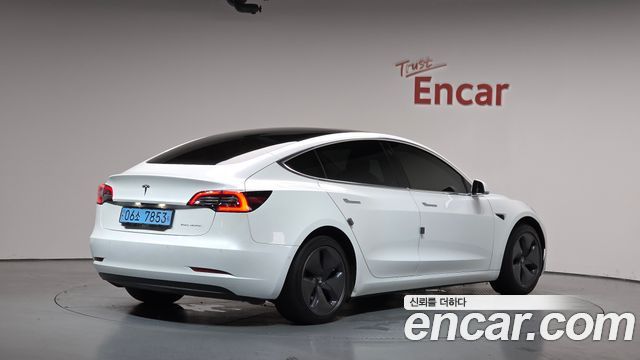 Tesla Model 3 Long Range AWD - фото 0