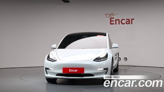 Tesla Model 3 Long Range AWD - фото 1
