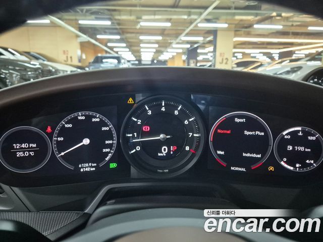 Porsche 911 Carrera 4S - фото 4