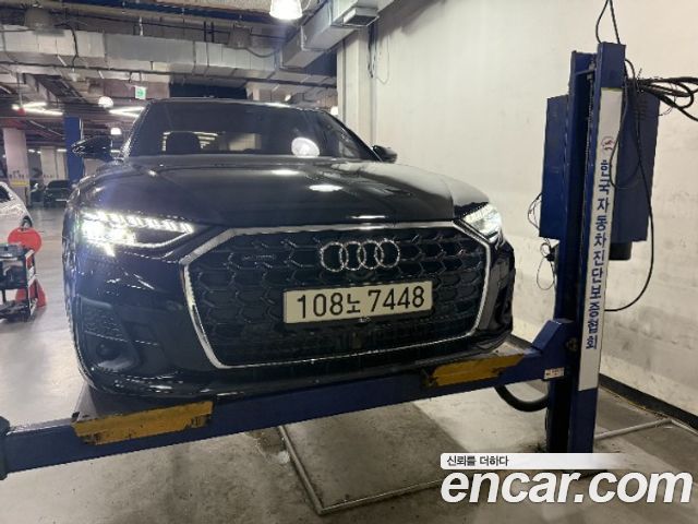 Audi A8 D5 50 TDI Quattro Premium - фото 0