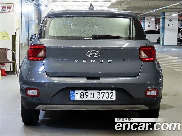 Hyundai Venue 1,6 Premium - фото 3