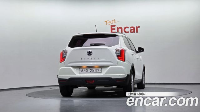 SsangYong Tivoli Gasoline 1.5 2WD V3 - фото 3
