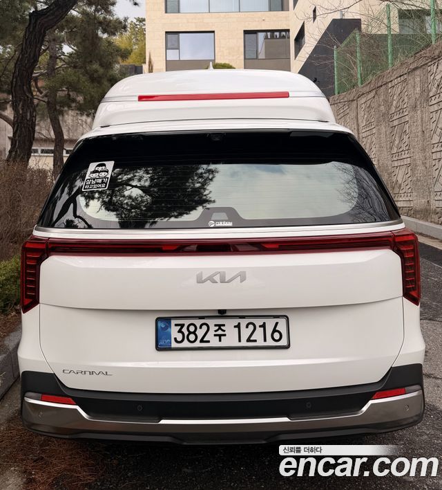 Kia Carnival Новый 4-го поколения Gasoline 9-Seater Hi Limousine (7-seater Limousine(Special vehicle) - фото 1