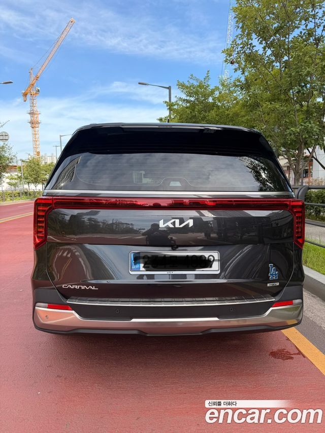 Kia Carnival Новый 4-го поколения HEV 9seater Nobless - фото 1